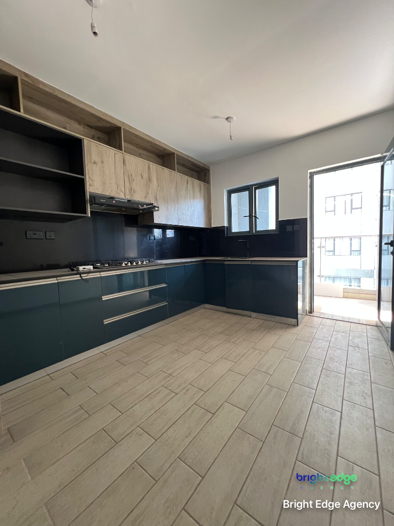 Modern 3 Bedroom All-ensuite +DSQ 2