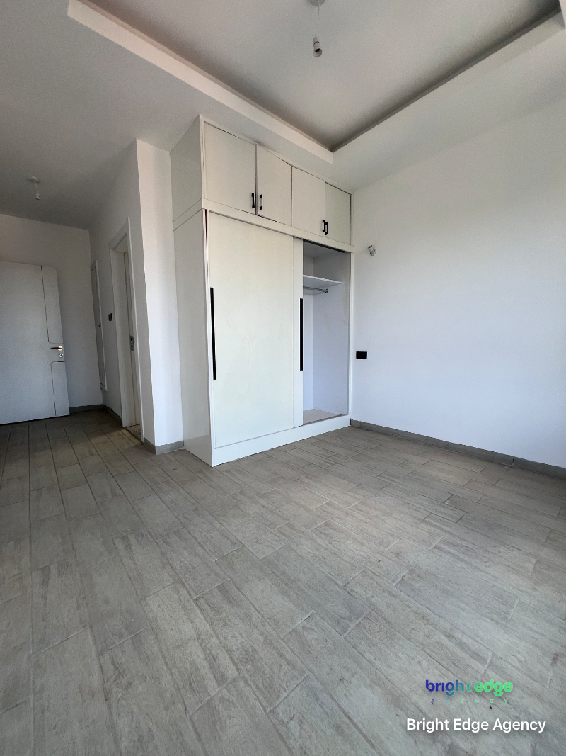 Modern 3 Bedroom All-ensuite +DSQ 6