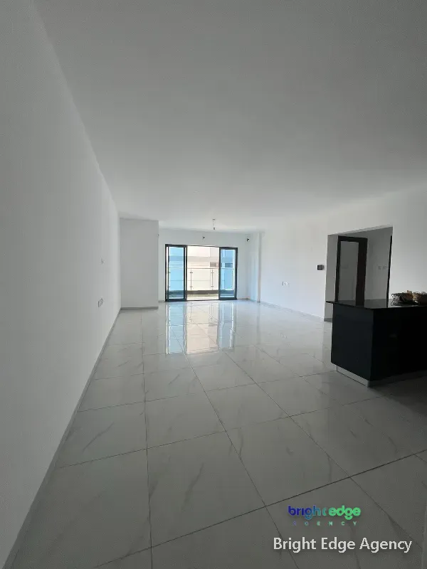 Modern Fully Fitted 2 Bedroom 2