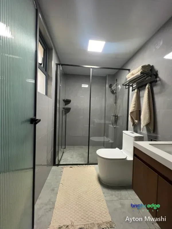 Marina Bay Phase II | Executive 2 BEDROOM + DSQ 6