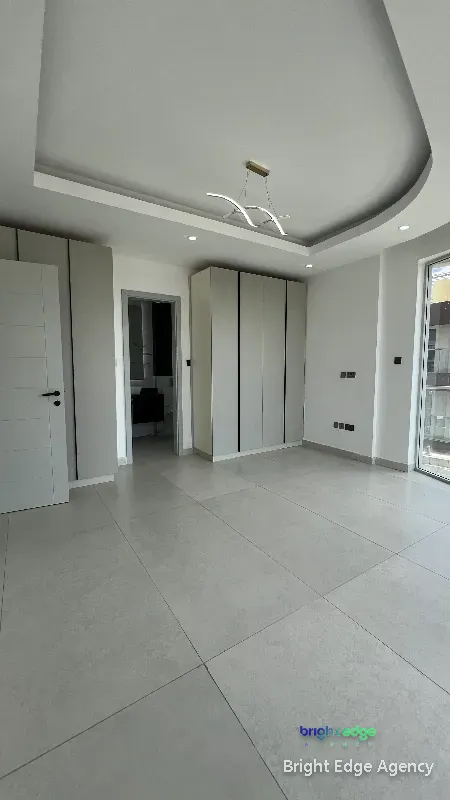 4 Bedroom Duplex Apartments 6