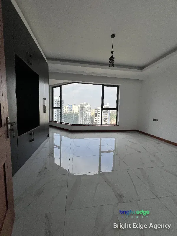 Executive 3 Bedroom + DSQ  8